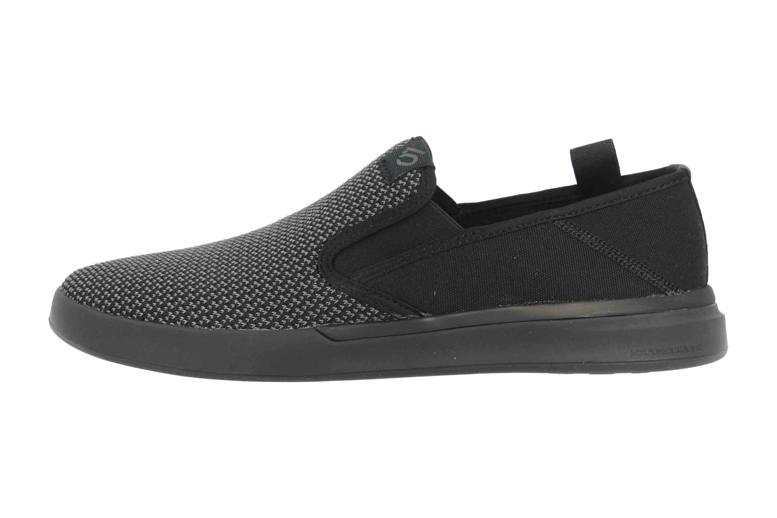 adidas SLEUTH SLIP_ON Slipper in Übergrößen Schwarz EE8941 große Herrenschuhe